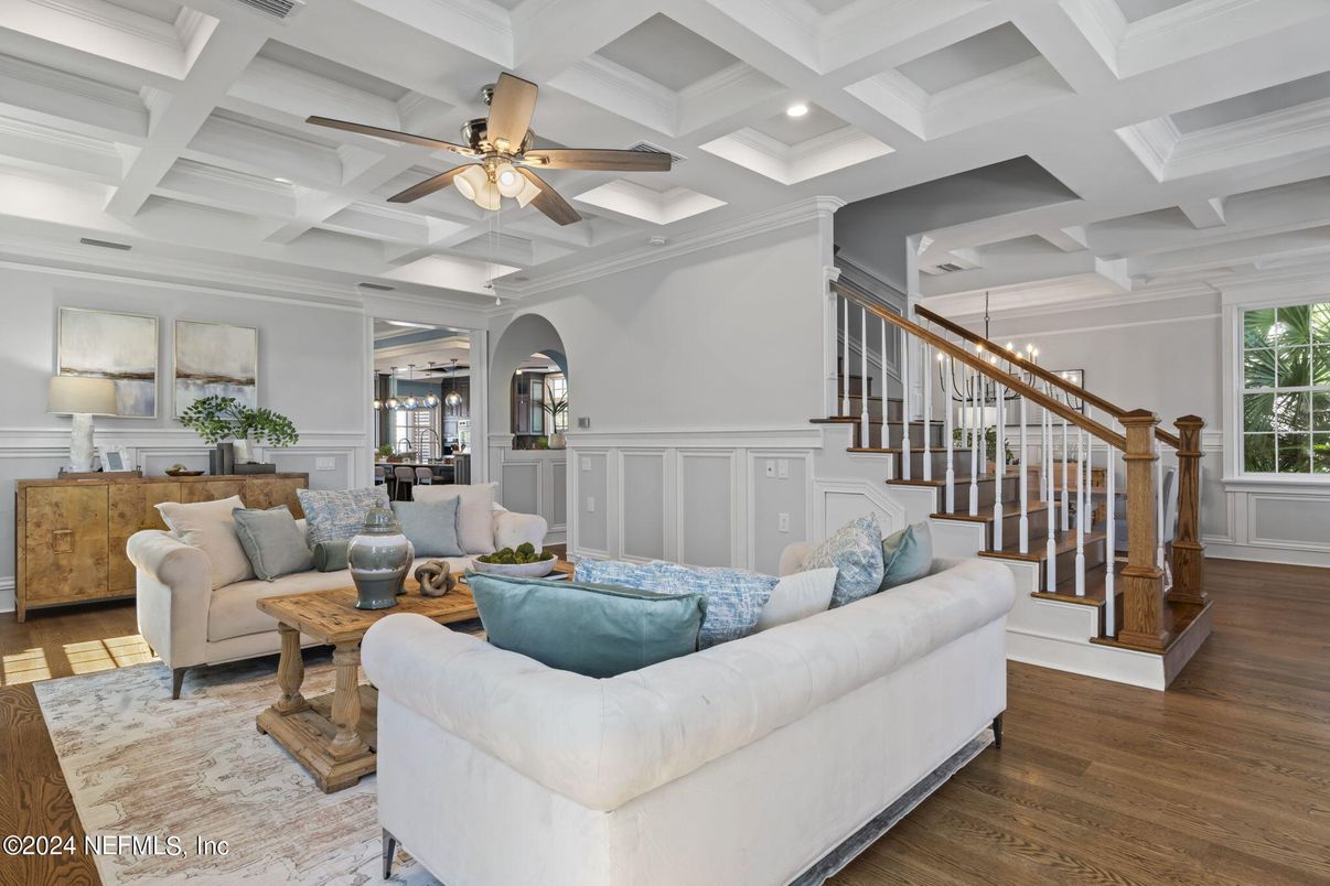 Interior, Living room, Recessed Lighting, Wood Texture Flooring