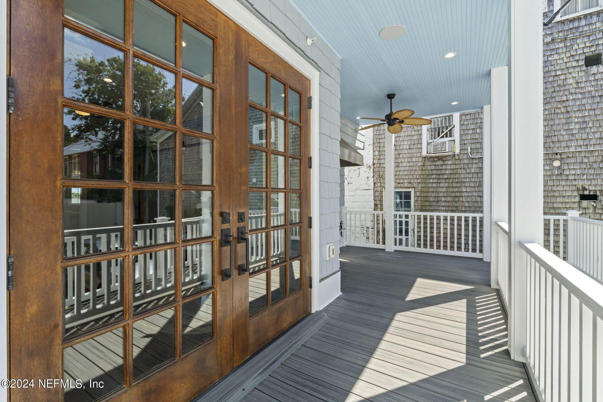 Exterior, Recessed Lighting