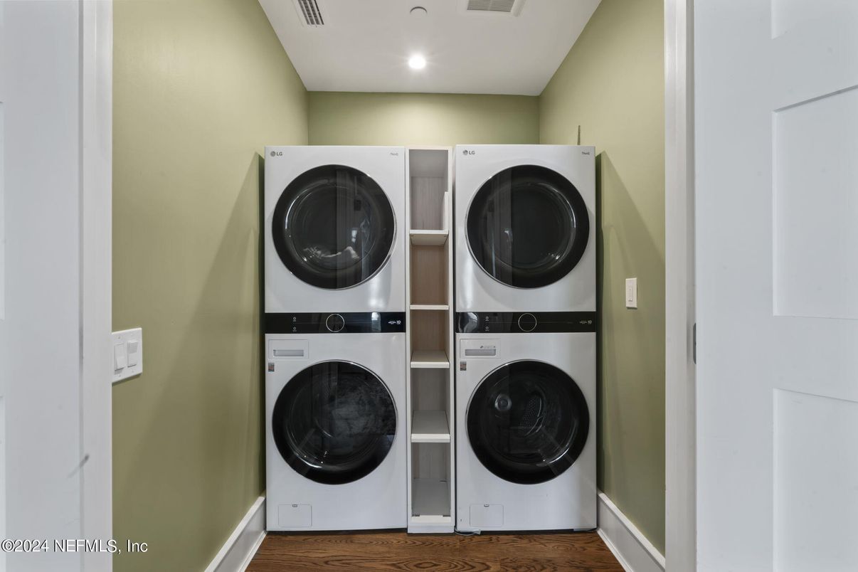 Interior, Recessed Lighting, Utility Closets, Washer, Wood Texture Flooring