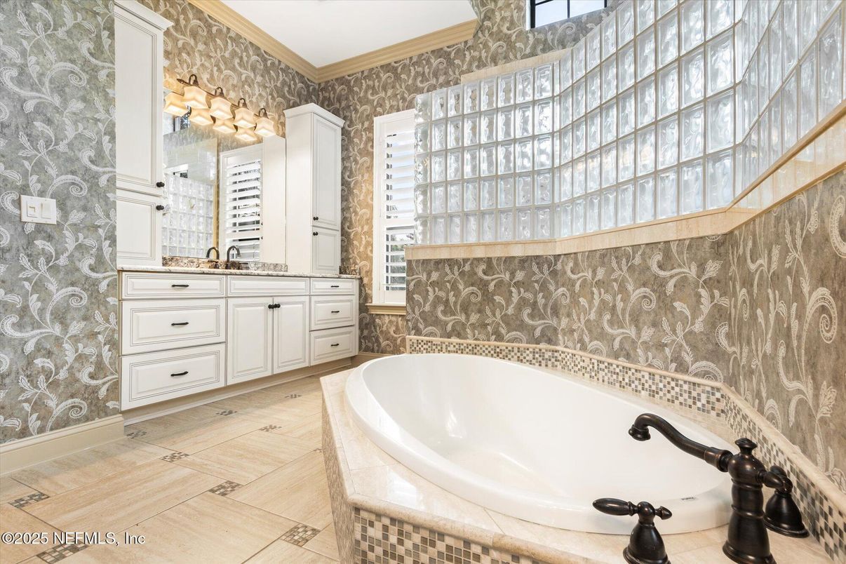 Bathroom, Interior, Wood Texture Flooring