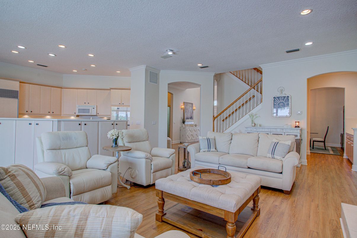 Interior, Kitchen, Living room, Recessed Lighting, Wood Texture Flooring