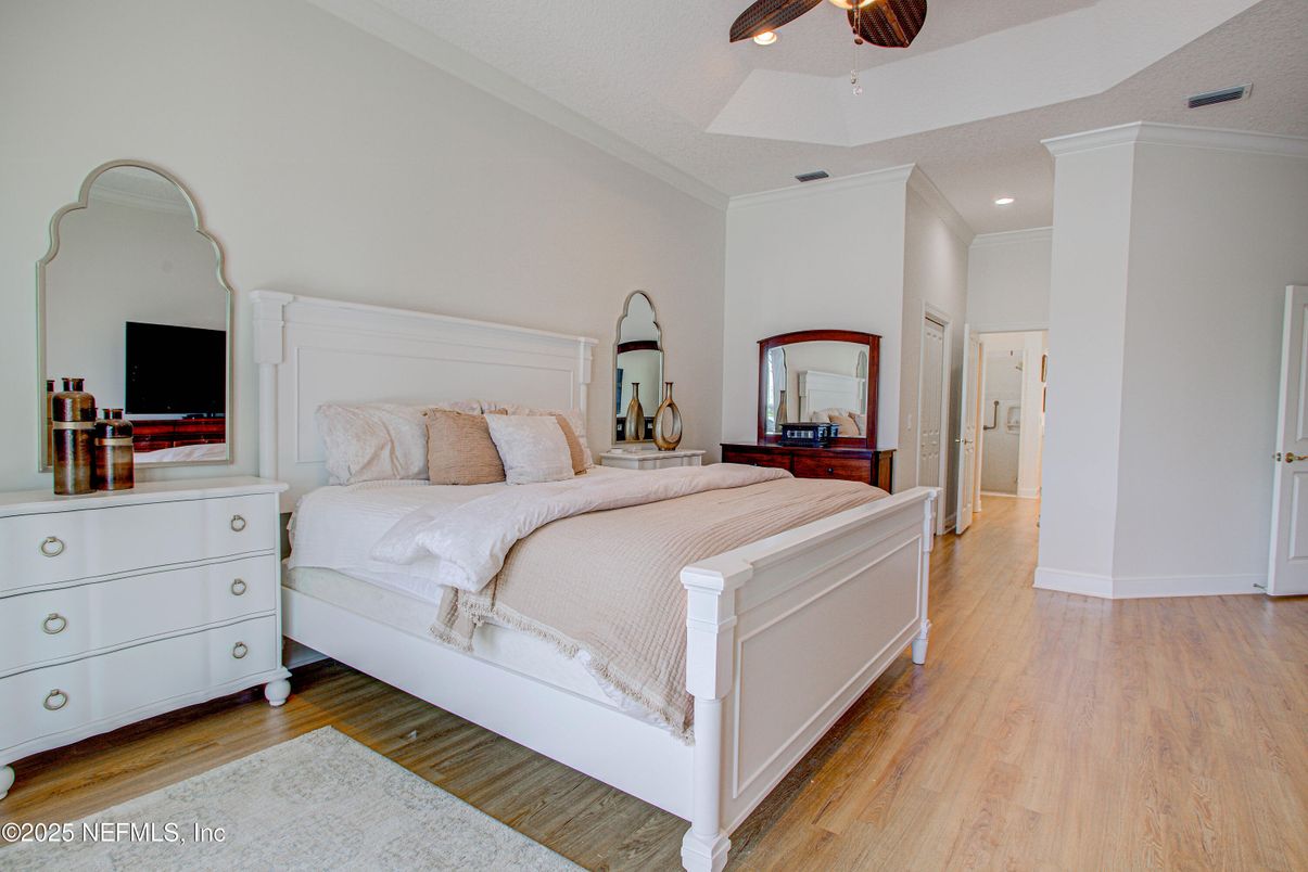 Bedroom, Interior, Recessed Lighting, Wood Texture Flooring