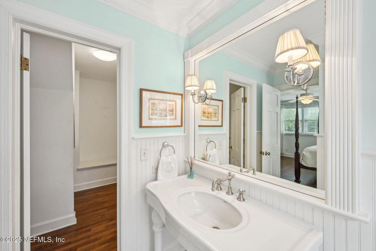 Bathroom, Interior, Wood Texture Flooring