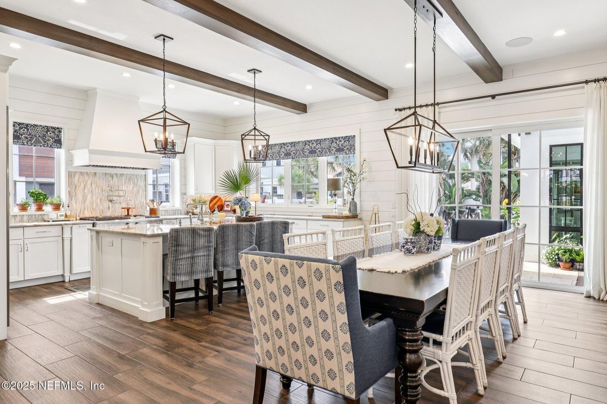 Dining room, Interior, Kitchen, Pendant Lights, Recessed Lighting, Wooden Beams, Wood Texture Flooring