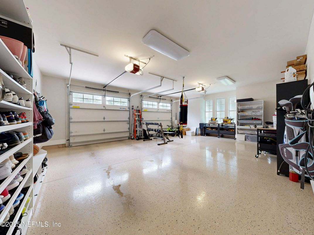 Garage, Interior