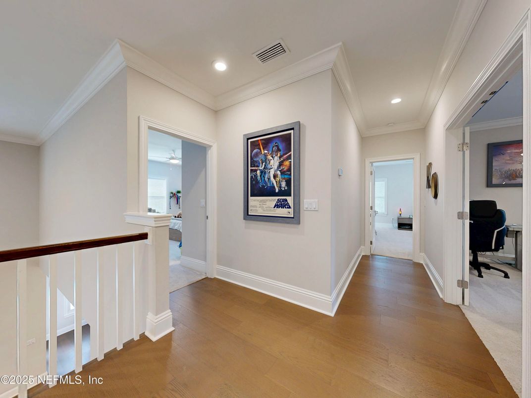 Interior, Recessed Lighting, Wood Texture Flooring