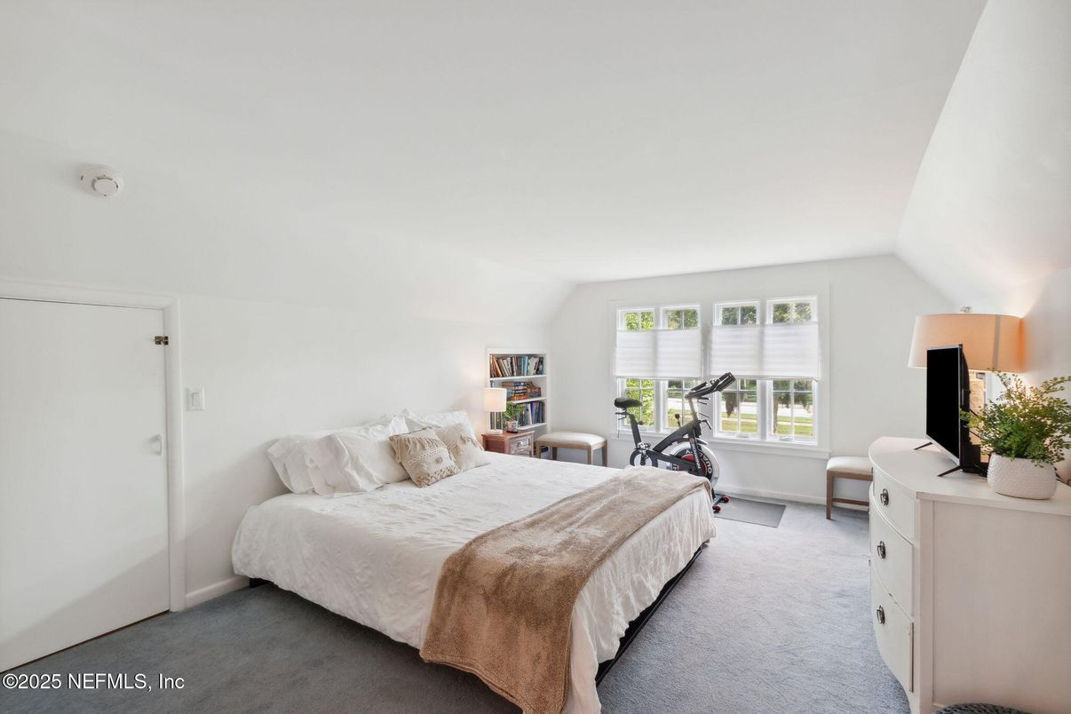 Bedroom, Fitness Equipment, Interior