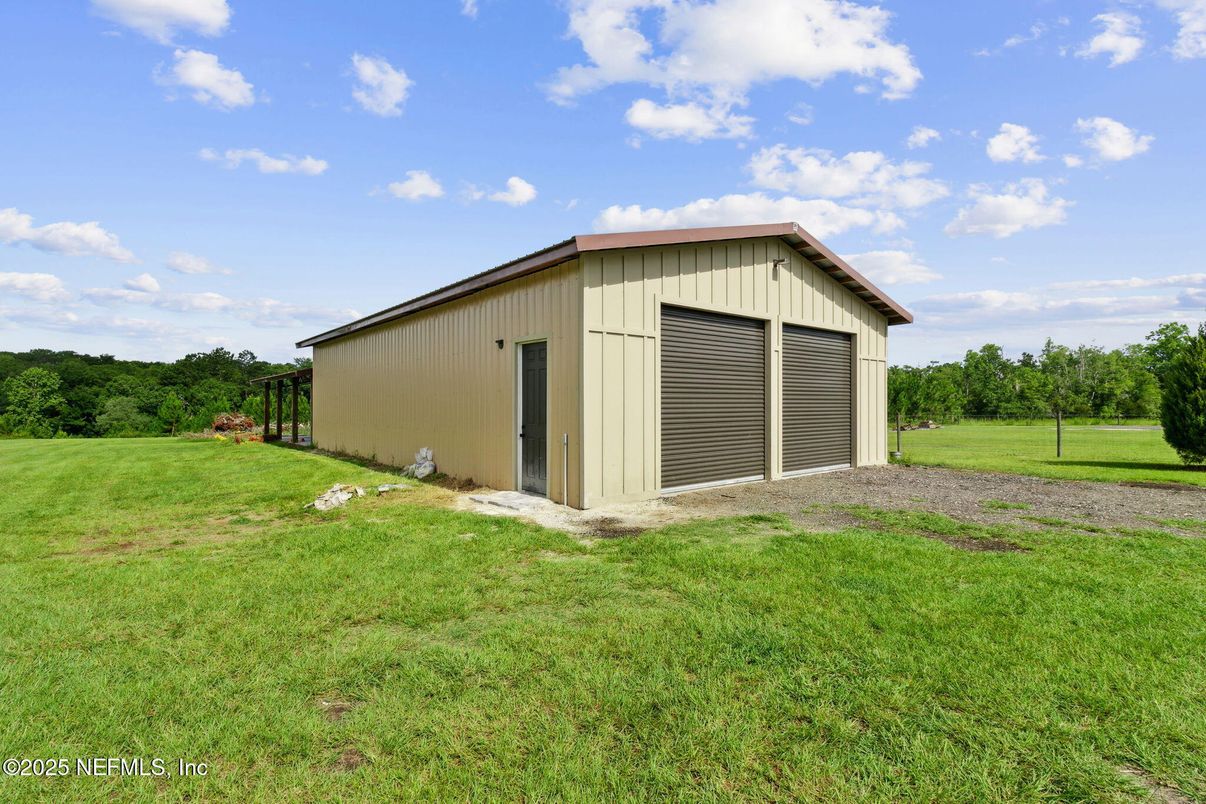 Backyard, Detached Garage, Exterior