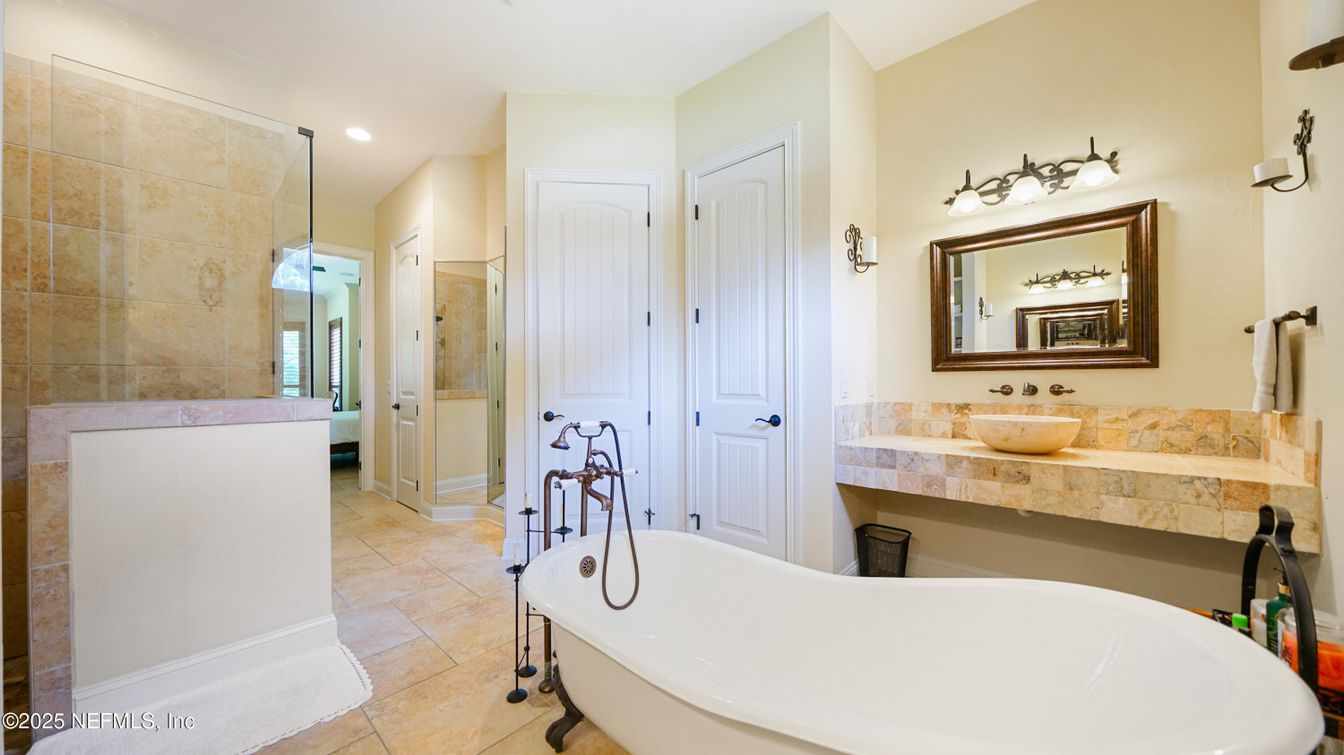 Bathroom, Free Standing Baths, Glass Shower, Interior, Recessed Lighting