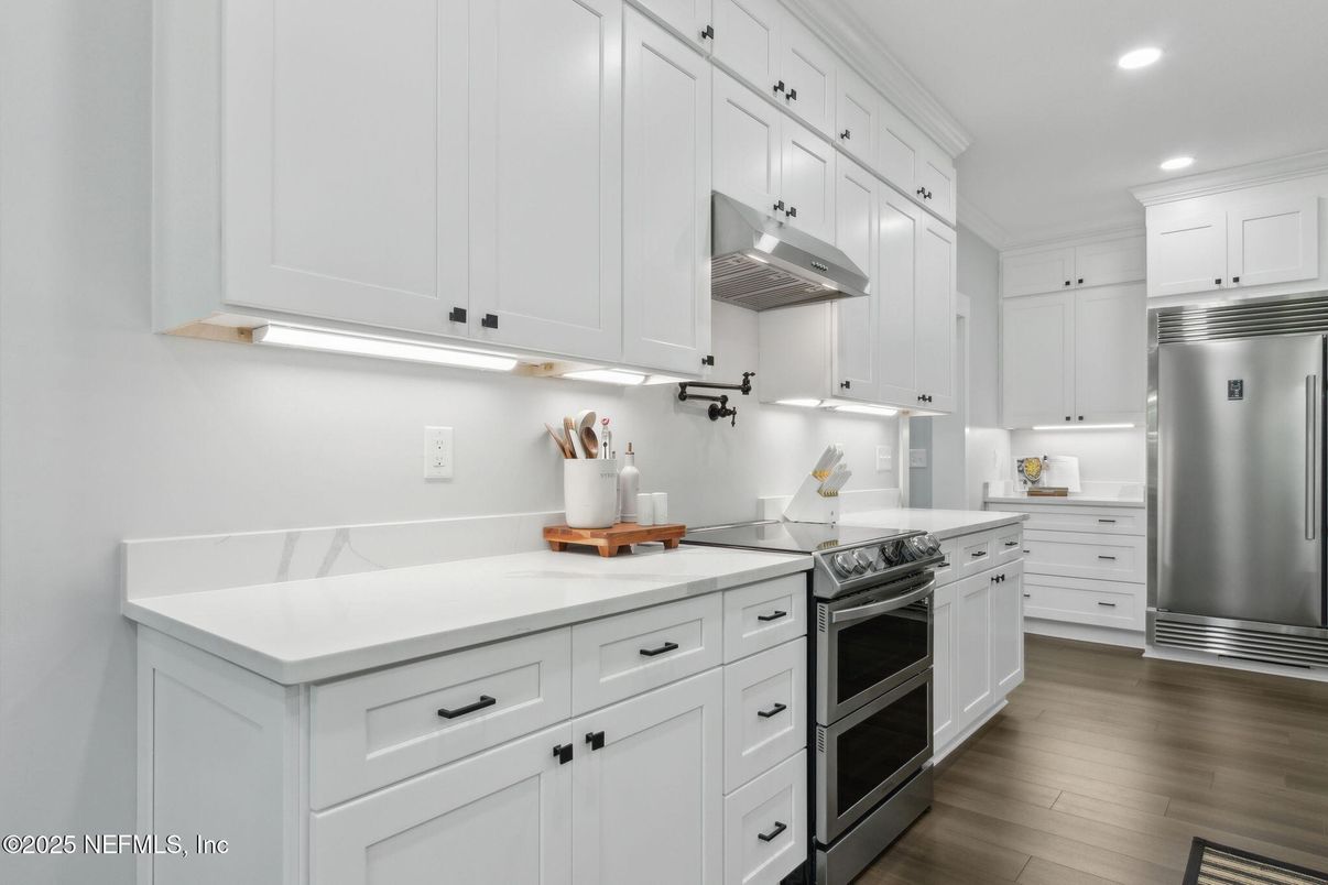Interior, Kitchen, Recessed Lighting, Stainless Steel Appliances, Wood Texture Flooring