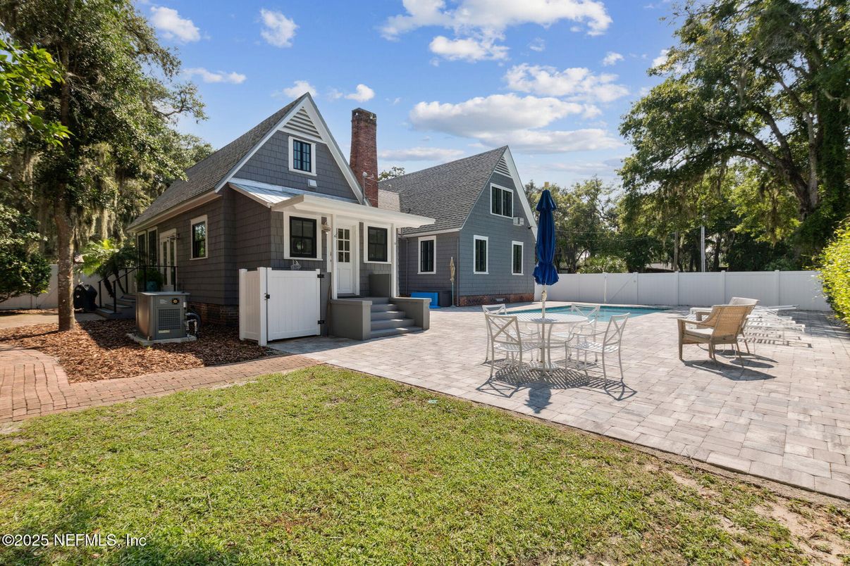 Backyard, Exterior, Pool