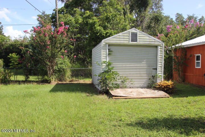 Backyard, Detached Garage, Exterior