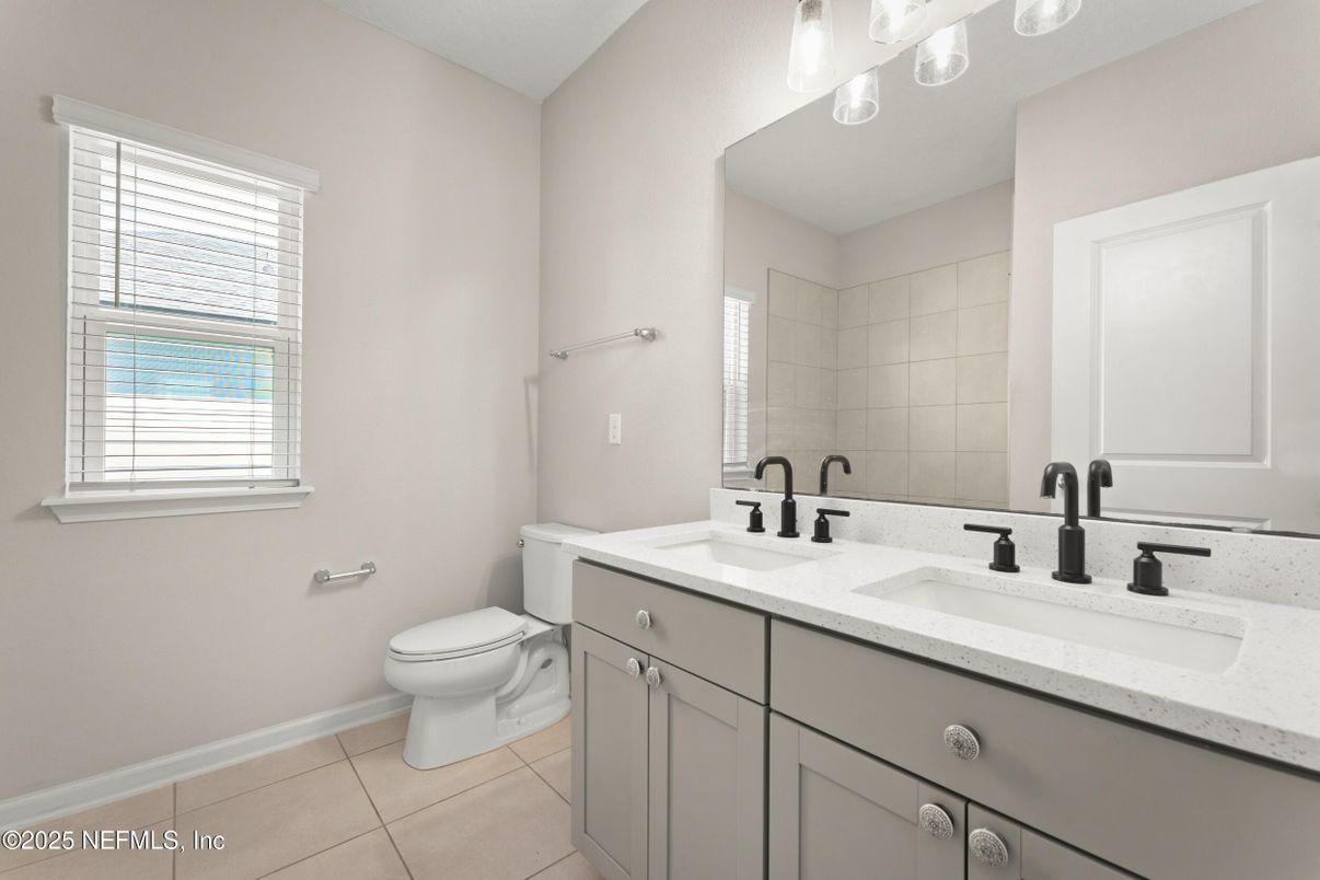 Bathroom, Dual Sink Vanities, Interior
