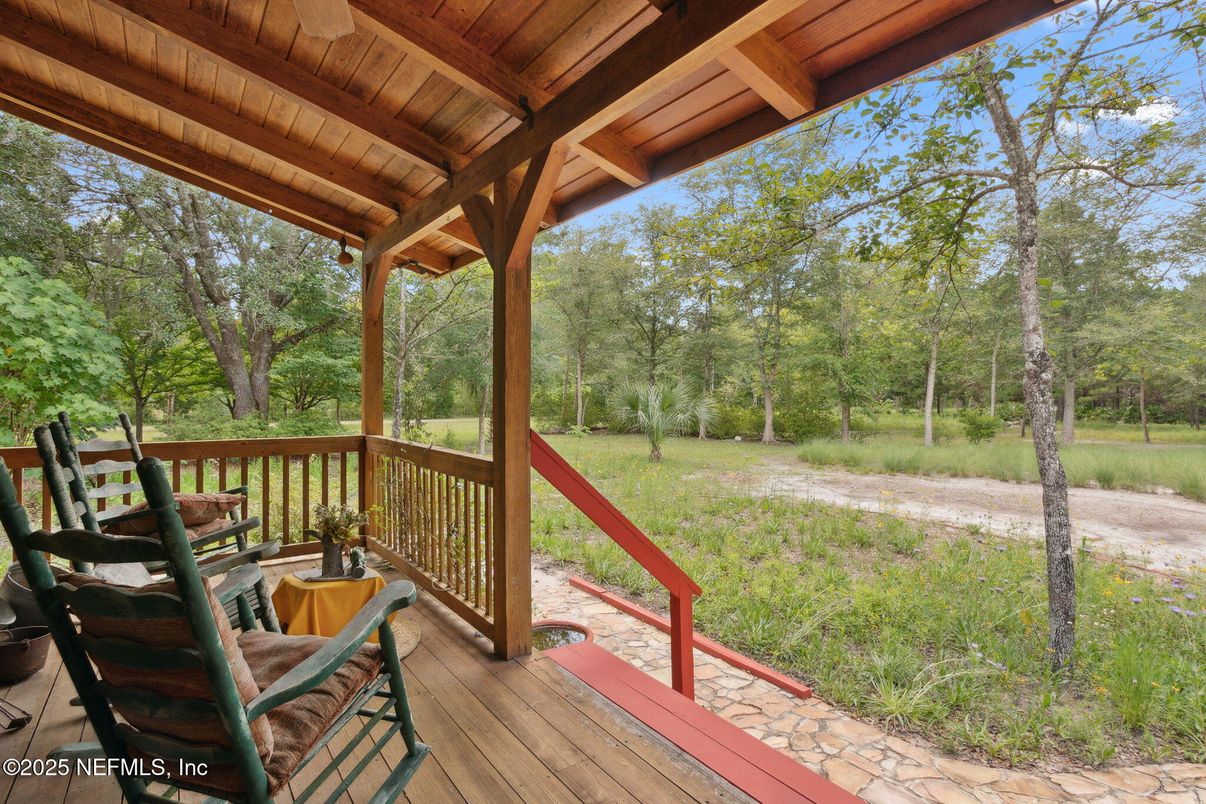 Backyard, Exterior