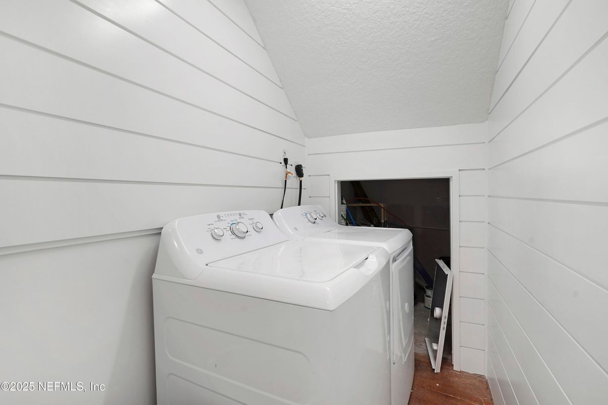 Interior, Washer