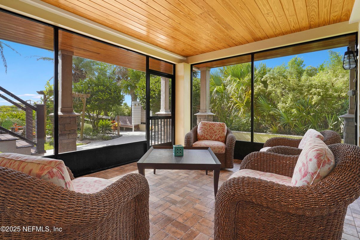 Interior, Living room, Sun Room, Wooden Ceilings