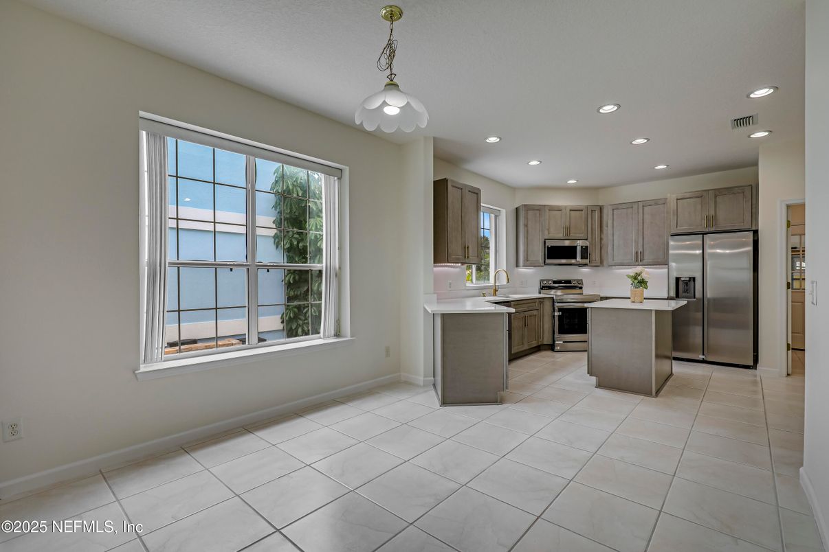 Interior, Kitchen, Pendant Lights, Recessed Lighting, Stainless Steel Appliances