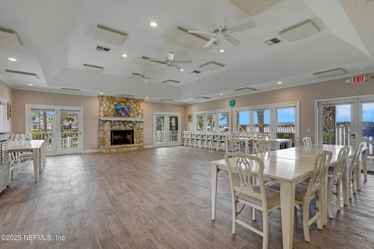 Dining room, Fireplace, Interior, Recessed Lighting, Wood Texture Flooring