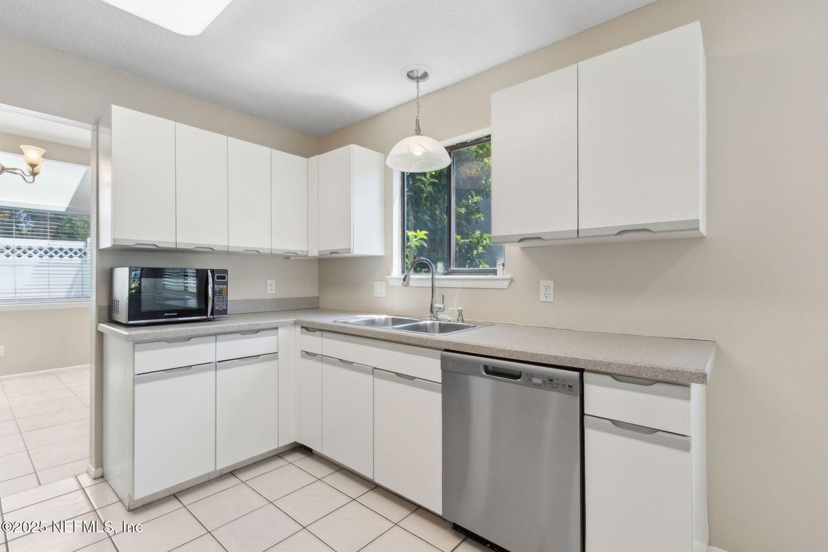 Interior, Kitchen, Pendant Lights