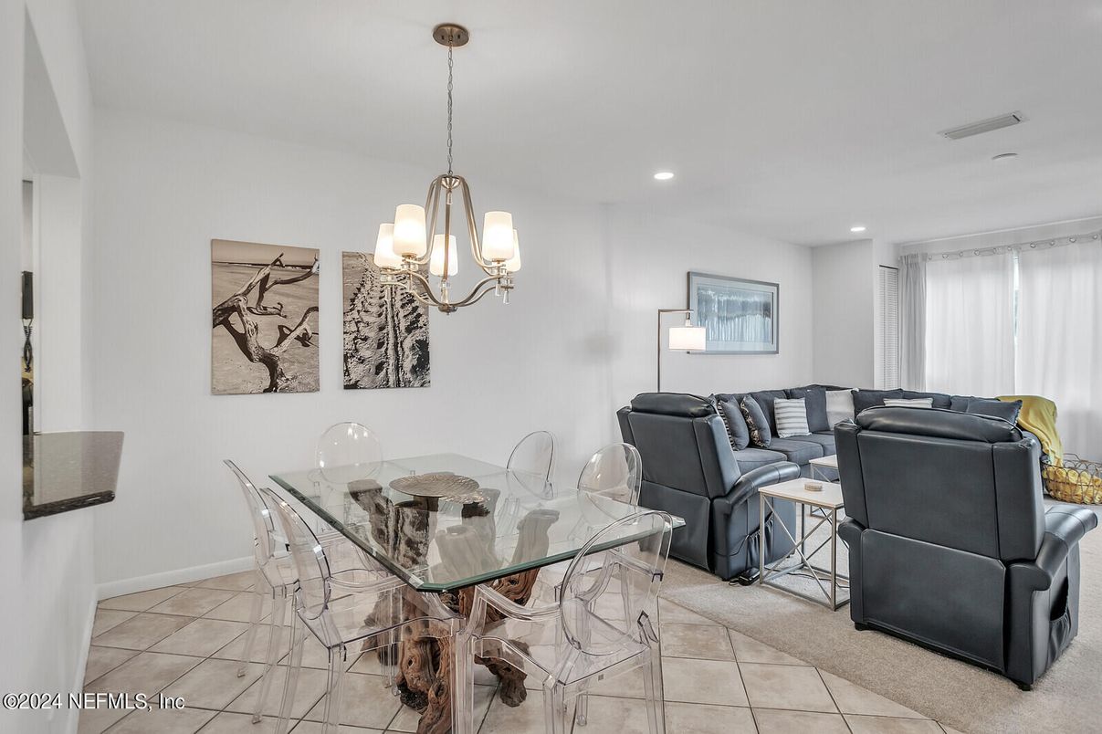Chandelier, Dining room, Interior, Living room, Recessed Lighting