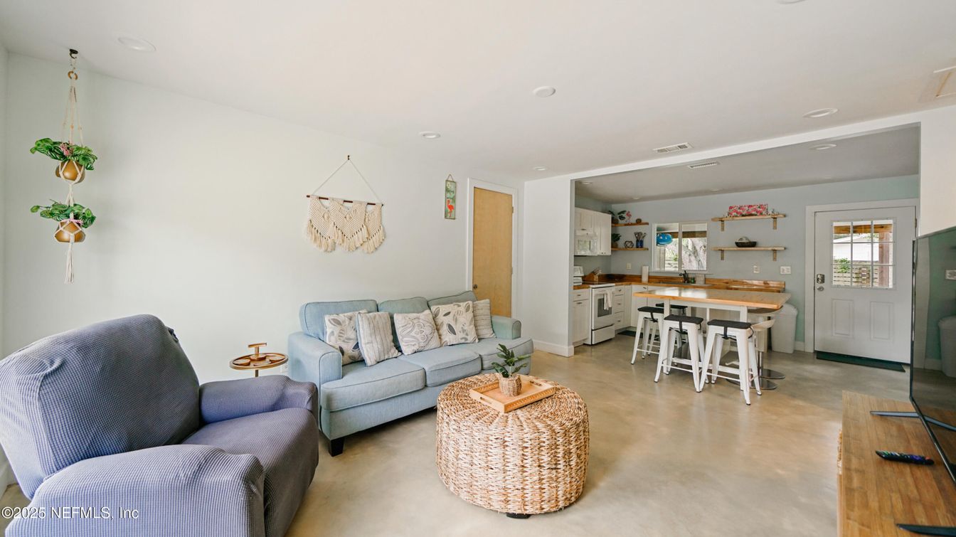 Interior, Kitchen, Living room, Recessed Lighting