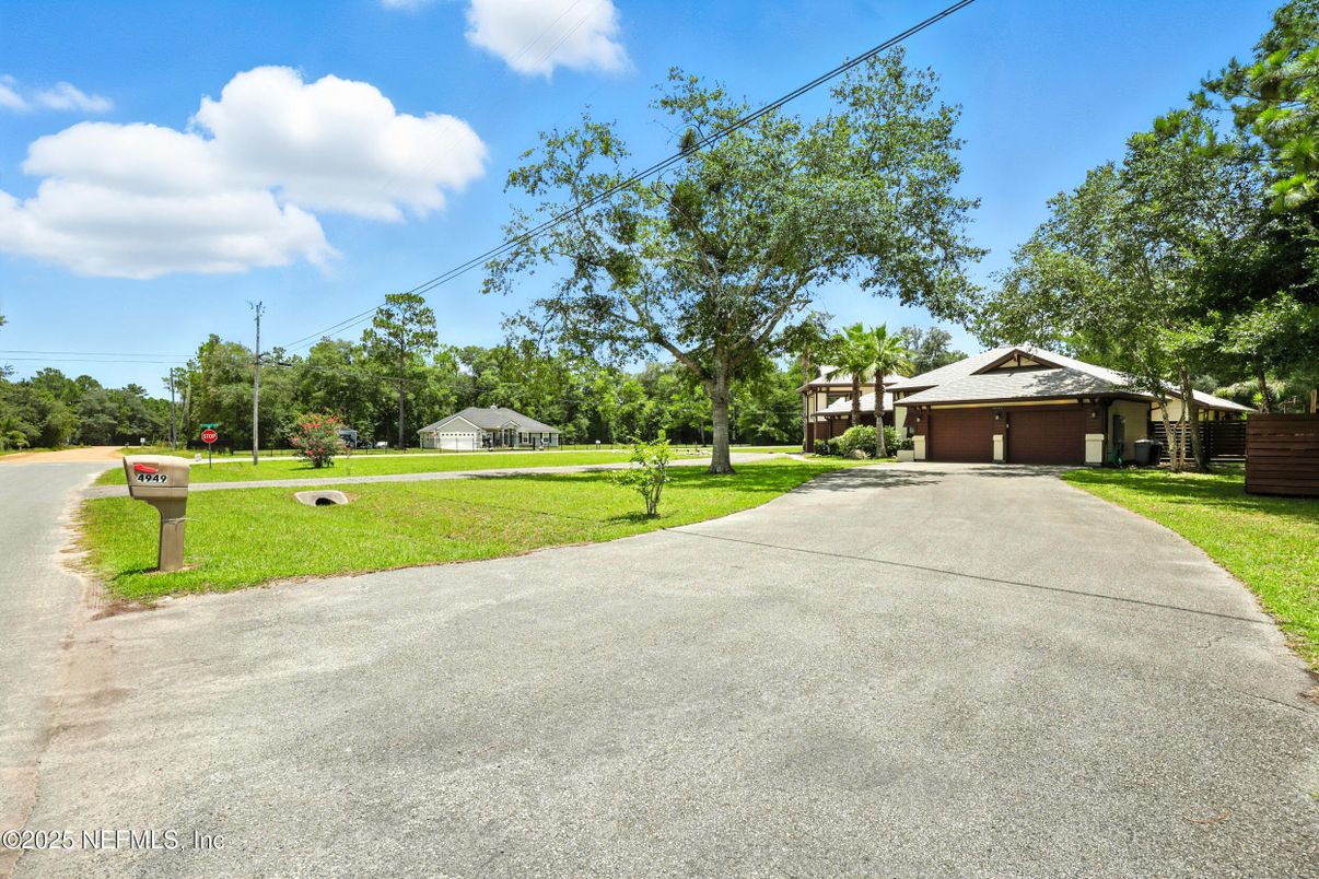 Backyard, Detached Garage, Exterior