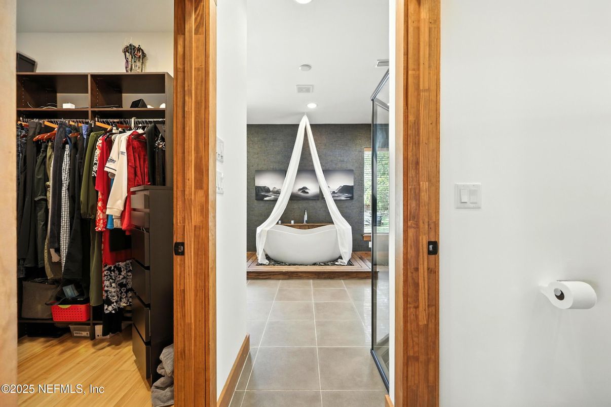 Interior, Recessed Lighting, Walk-in Closets