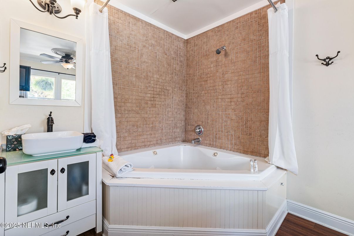 Bathroom, Interior, Wood Texture Flooring