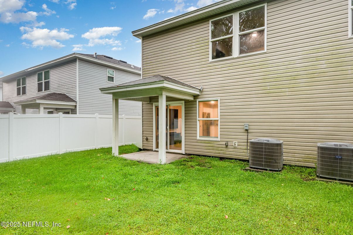Backyard, Exterior