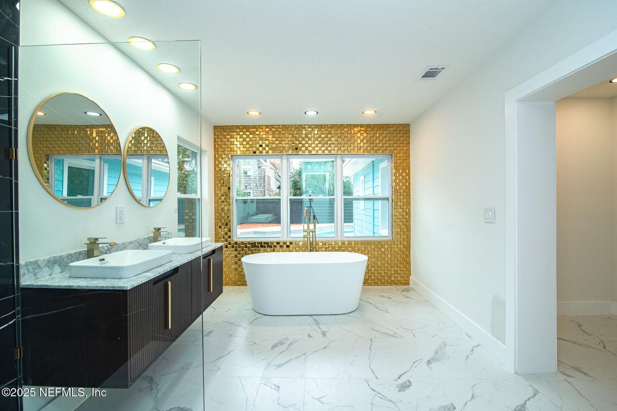 Bathroom, Dual Sink Vanities, Free Standing Baths, Interior, Marble, Recessed Lighting