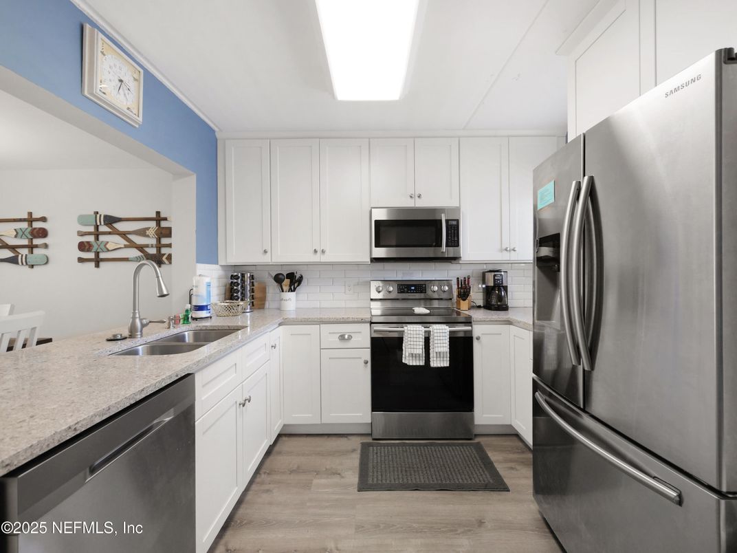Interior, Kitchen, Stainless Steel Appliances, Wood Texture Flooring