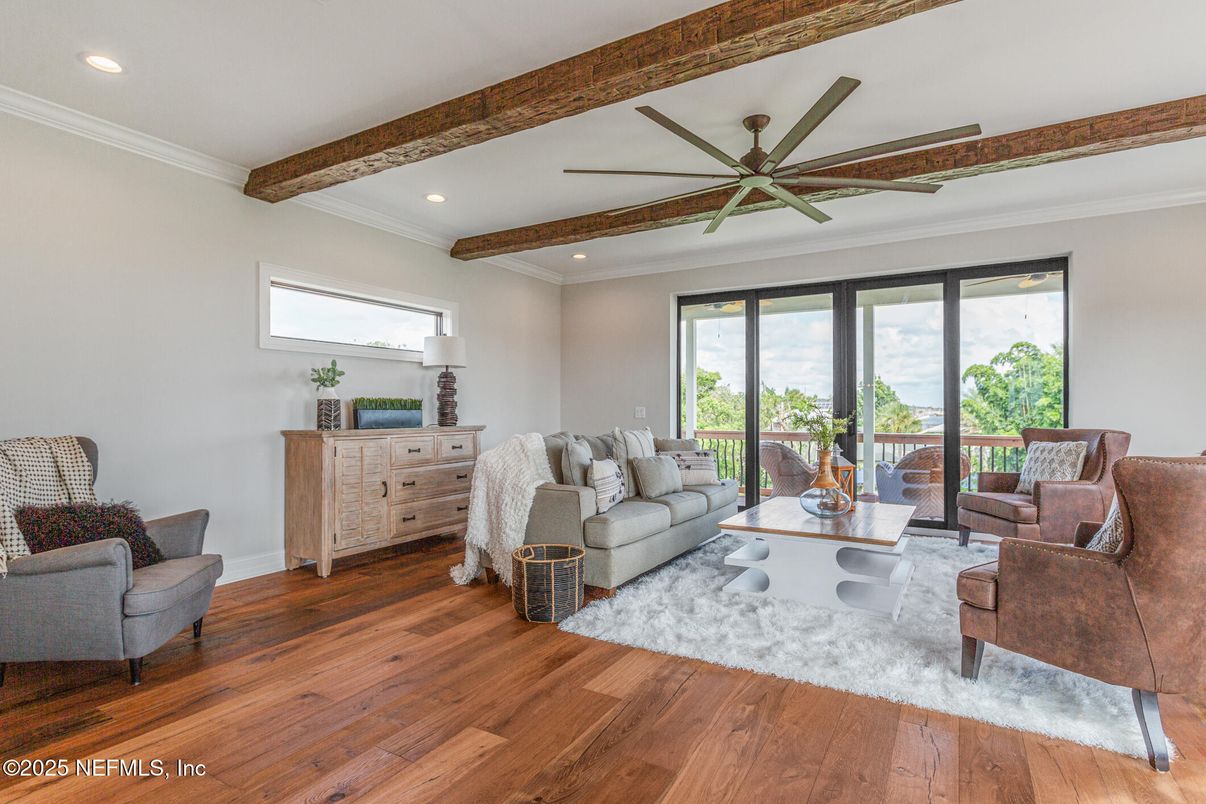 Interior, Living room, Recessed Lighting, Wooden Beams, Wood Texture Flooring