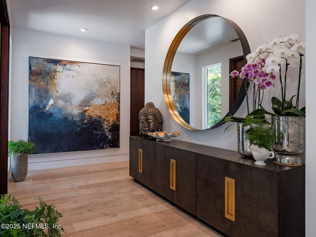 Interior, Recessed Lighting, Wood Texture Flooring
