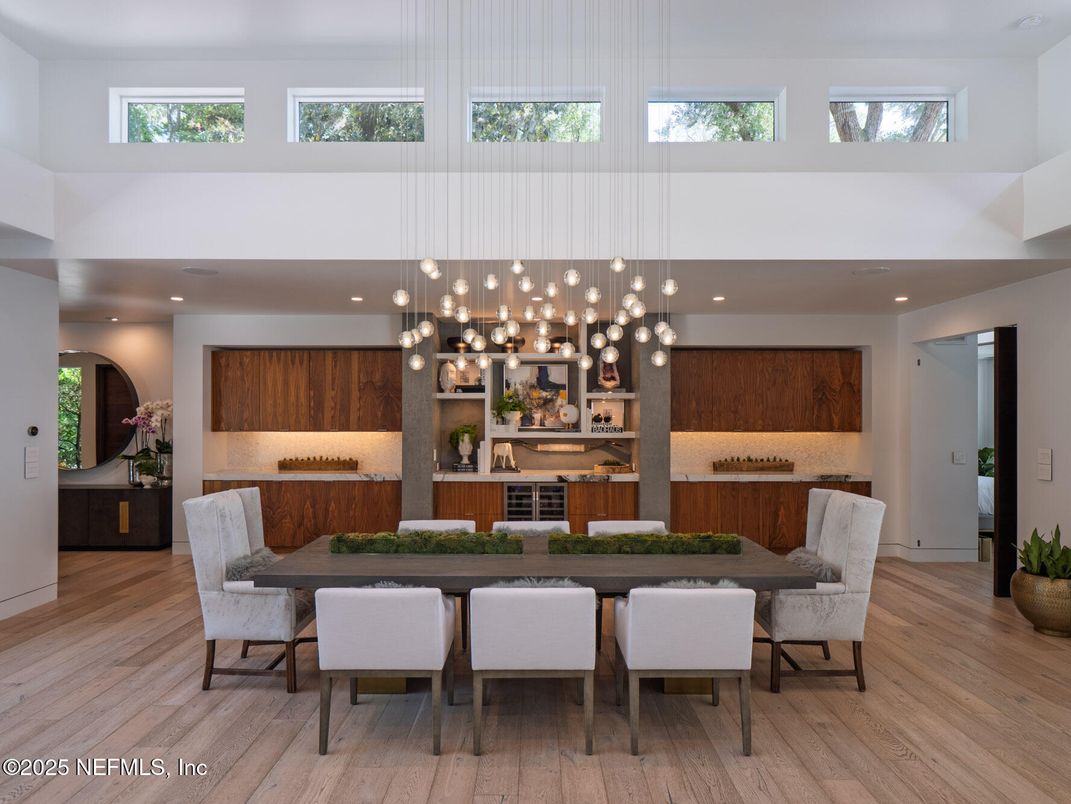 Dining room, Interior, Kitchen, Pendant Lights, Recessed Lighting, Wood Texture Flooring