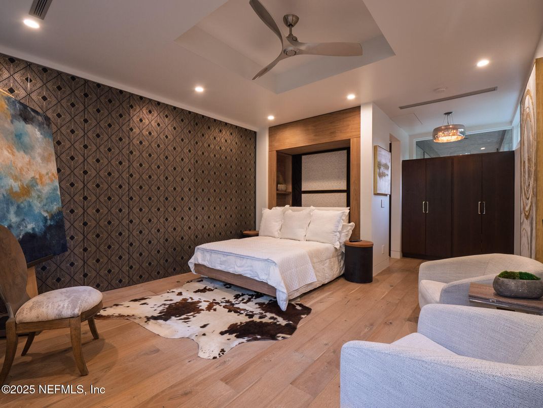 Bedroom, Interior, Recessed Lighting, Wood Texture Flooring