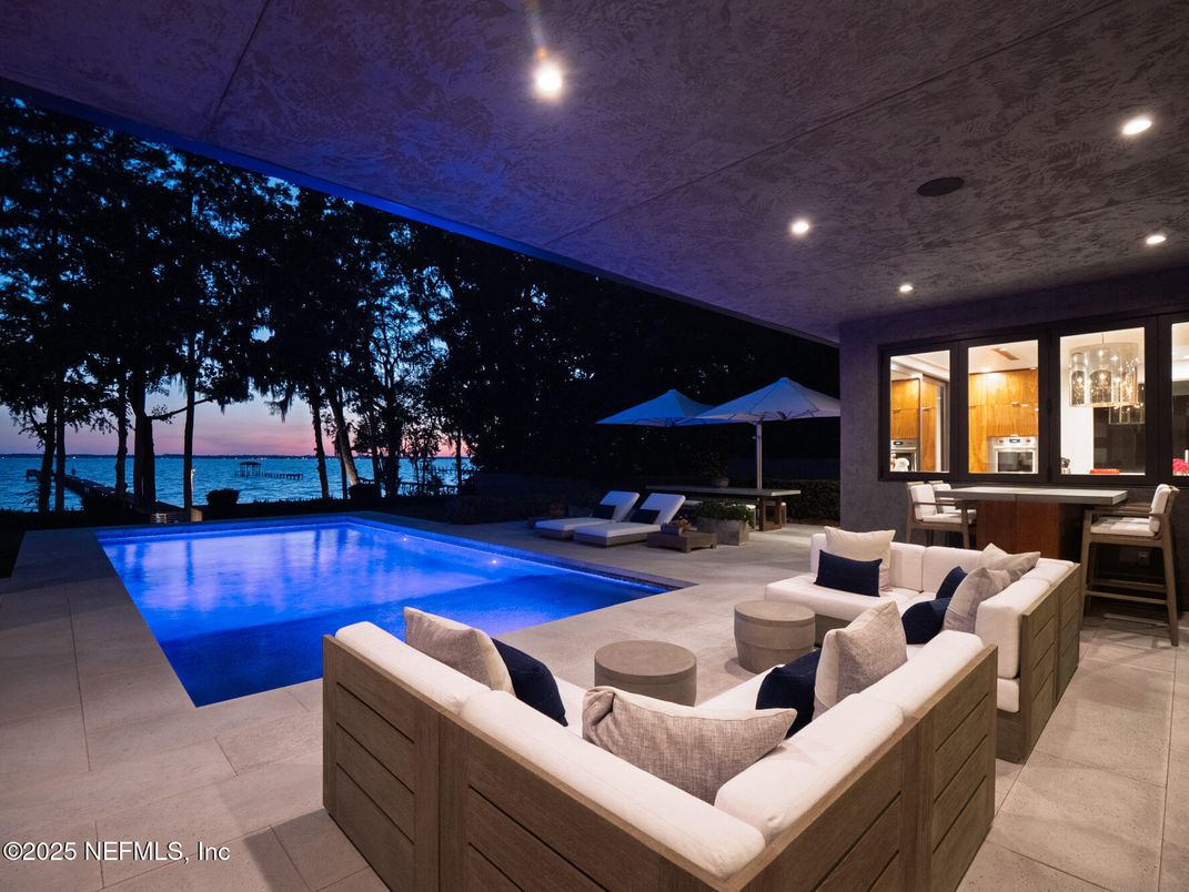 Exterior, Pool, Recessed Lighting, Water