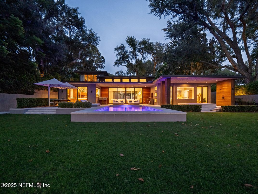 Backyard, Exterior, Pool