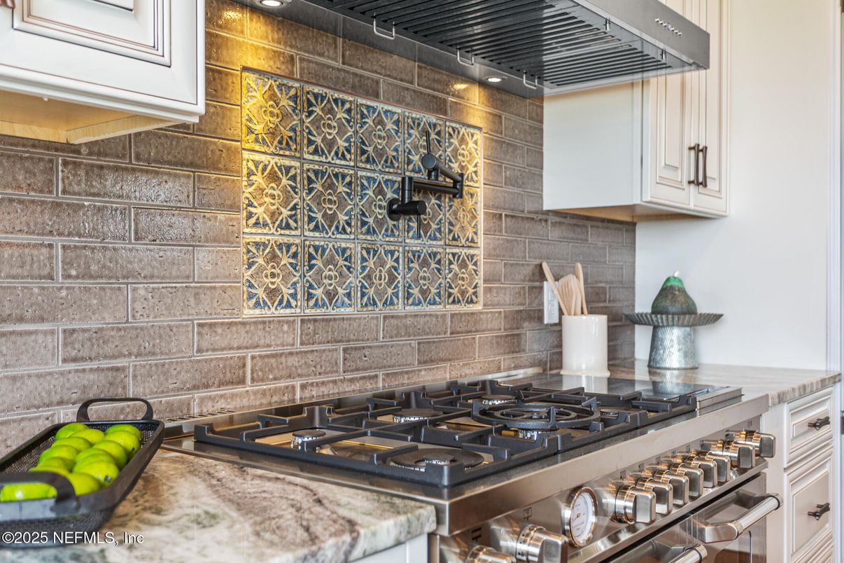 Interior, Kitchen, Stainless Steel Appliances