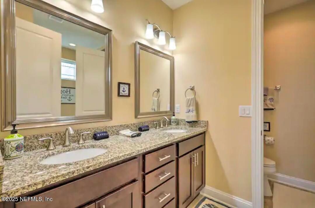 Bathroom, Dual Sink Vanities, Interior