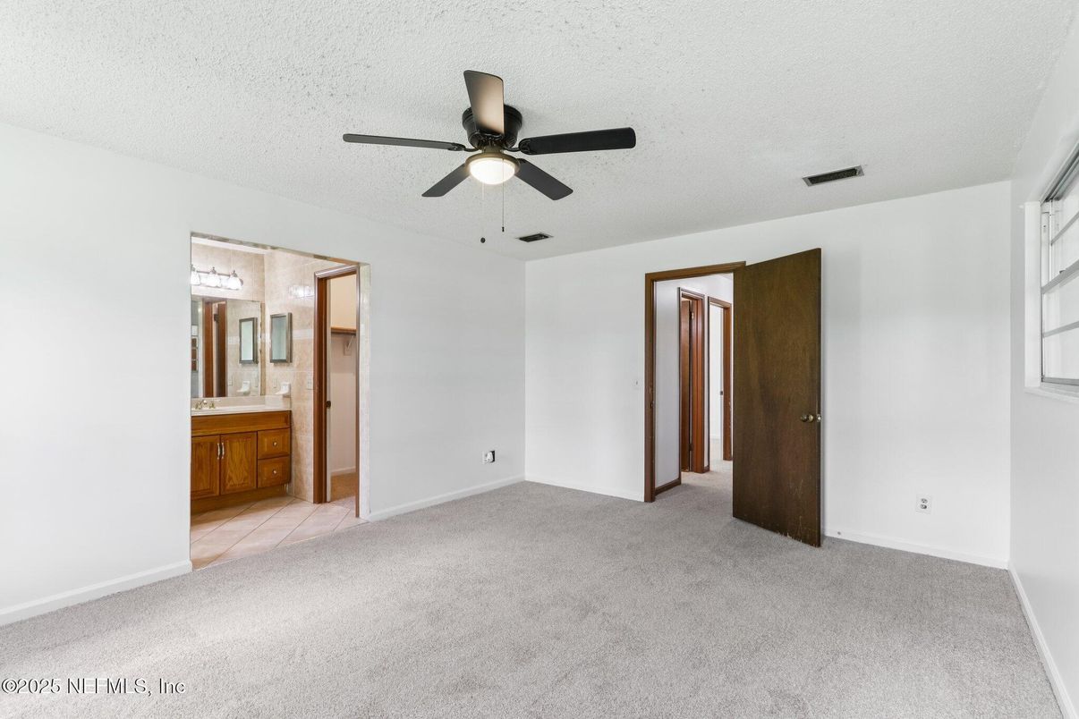 Bathroom, Empty room, Interior