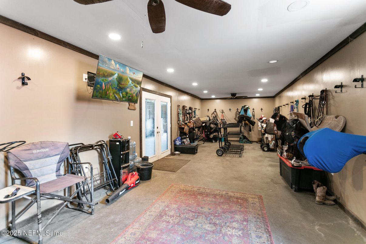 Fitness Equipment, Interior, Recessed Lighting