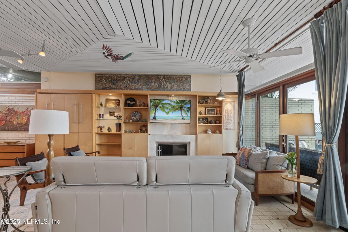 Fireplace, Interior, Living room, Pendant Lights