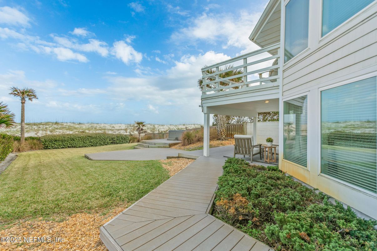 Backyard, Exterior