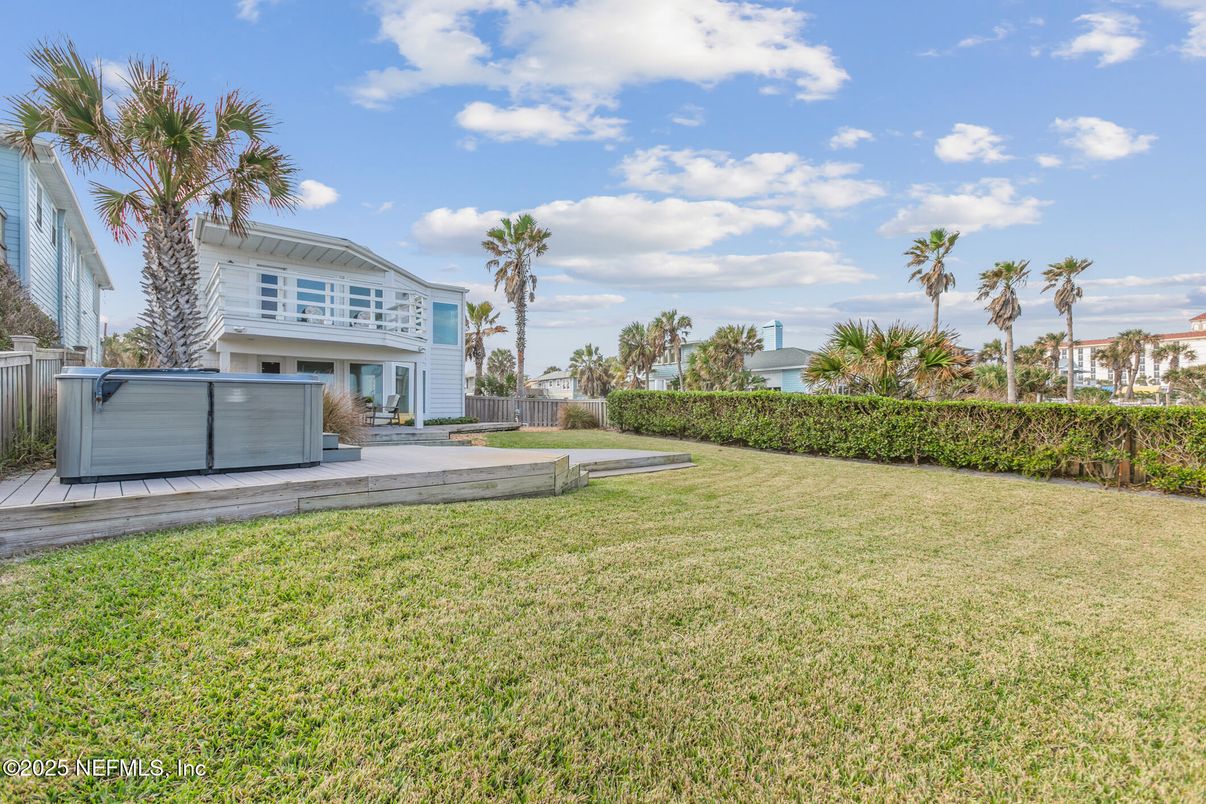 Backyard, Exterior, Hot Tub