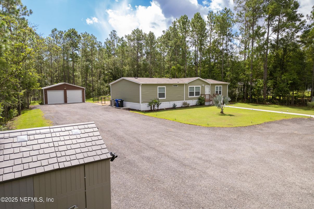Backyard, Detached Garage, Exterior