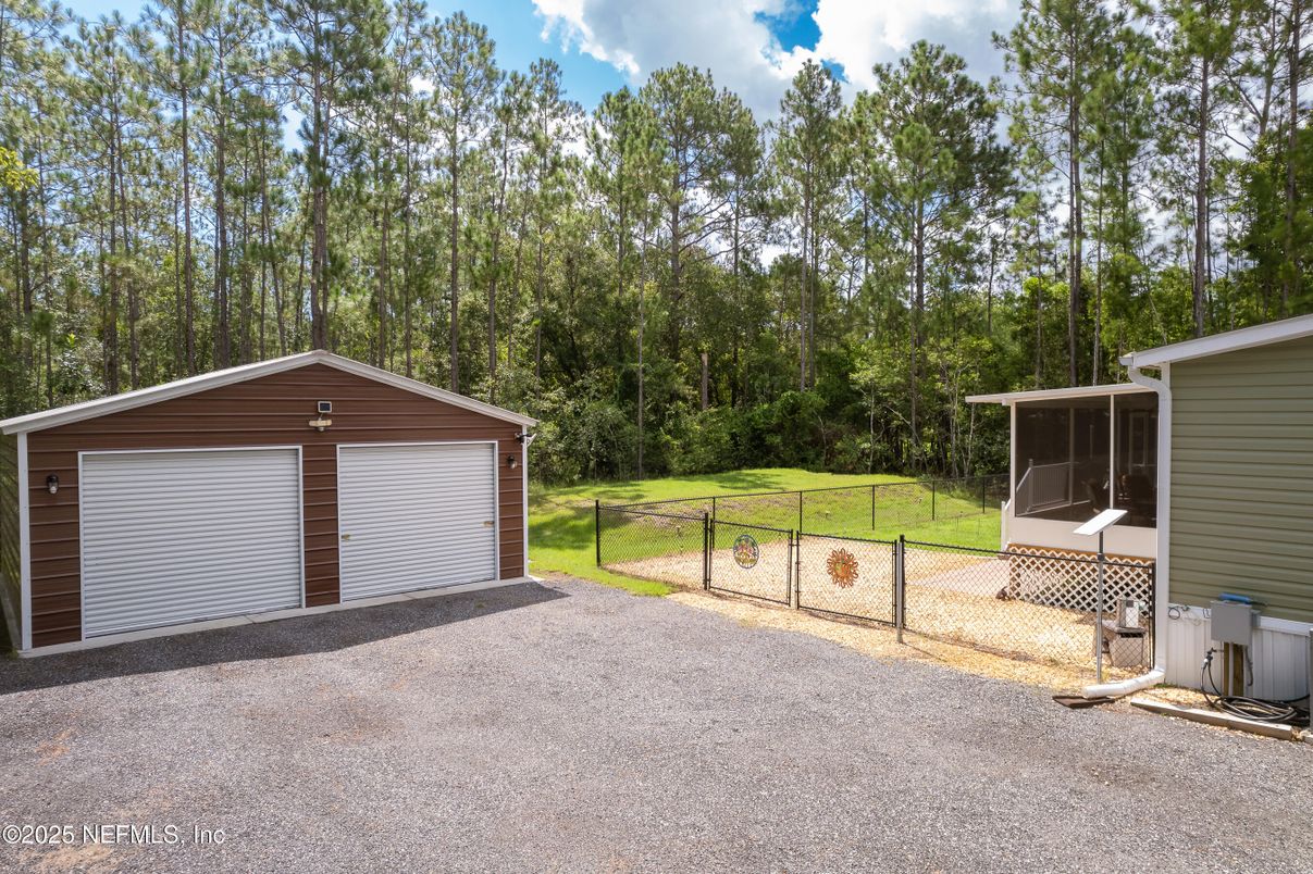 Backyard, Detached Garage, Exterior