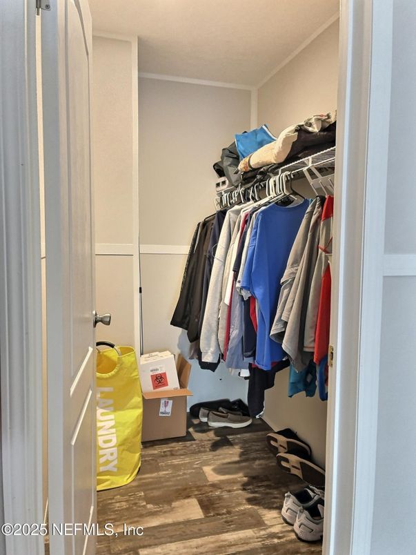 Interior, Walk-in Closets