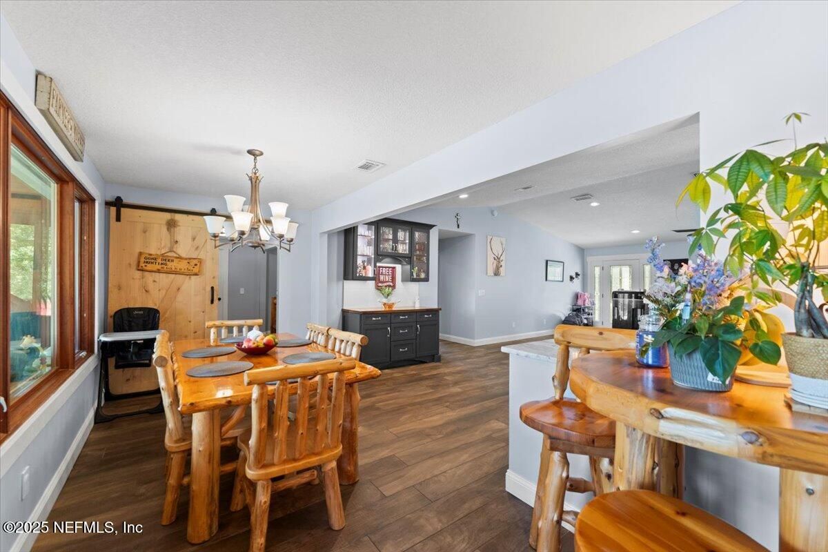 Chandelier, Dining room, Interior, Recessed Lighting, Wood Texture Flooring