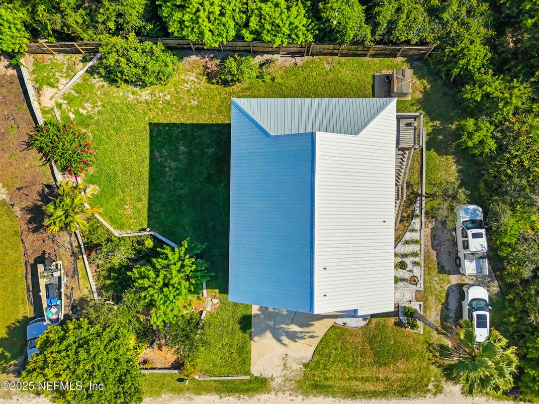 Exterior, Drone
