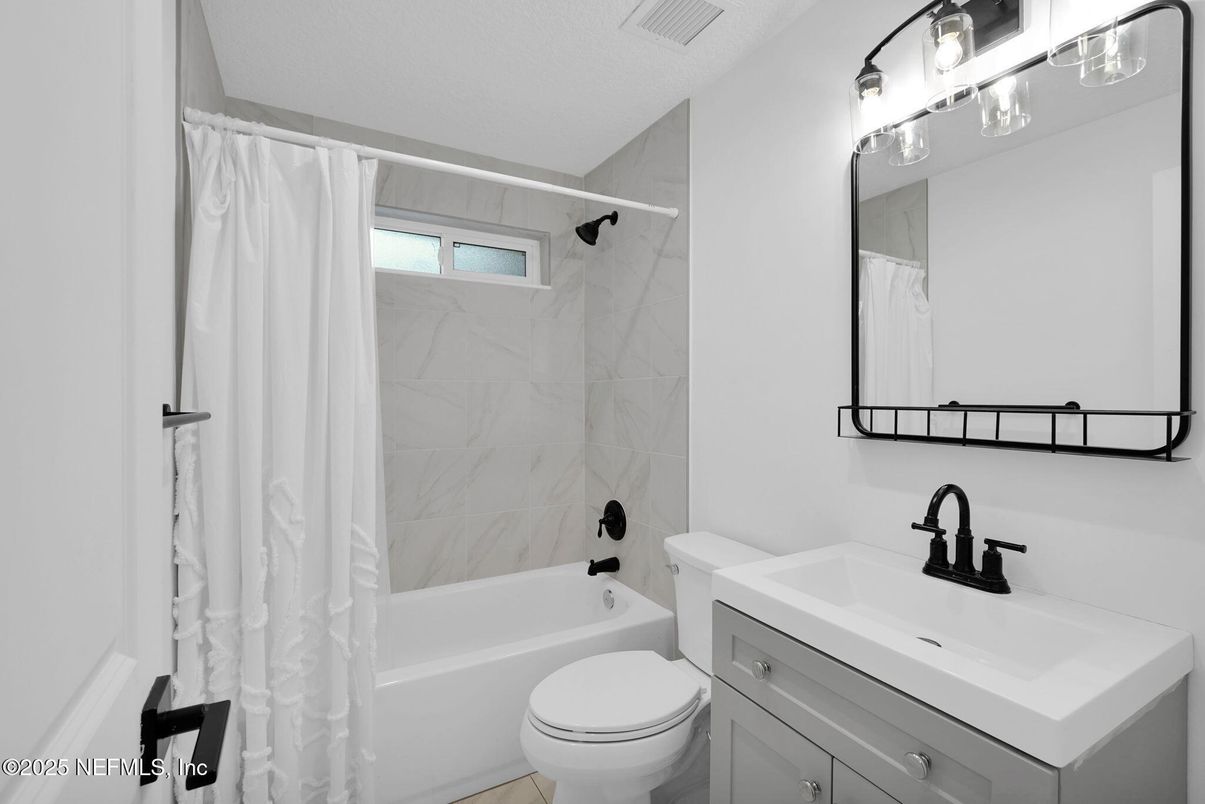 Bathroom, Interior, Marble Walls